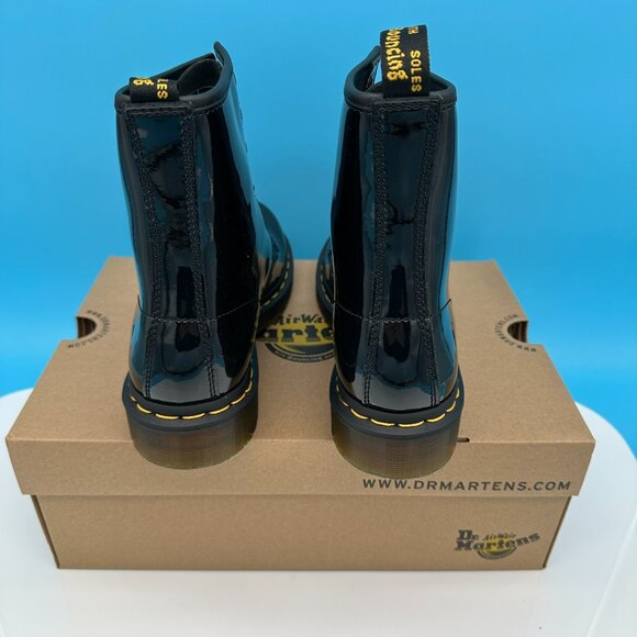 Dr. Martens Women's 1460 Patent Lamper‎ Leather Lace Up Boots, Size 7, Black - Picture 6 of 13
